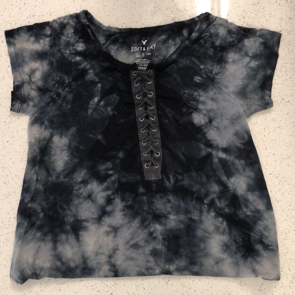 Soft and sexy American eagle shirt